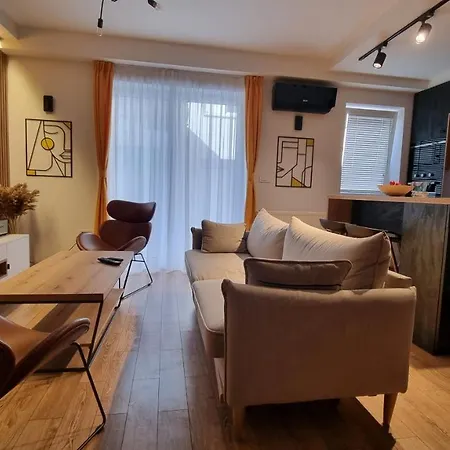 Lovely 1-bedroom Unit With Free Parking *