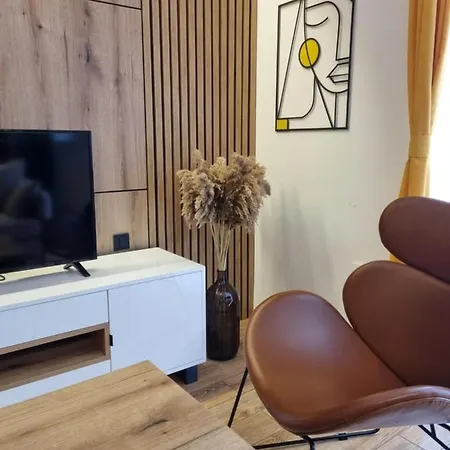 Lovely 1-bedroom Unit With Free Parking Apartament