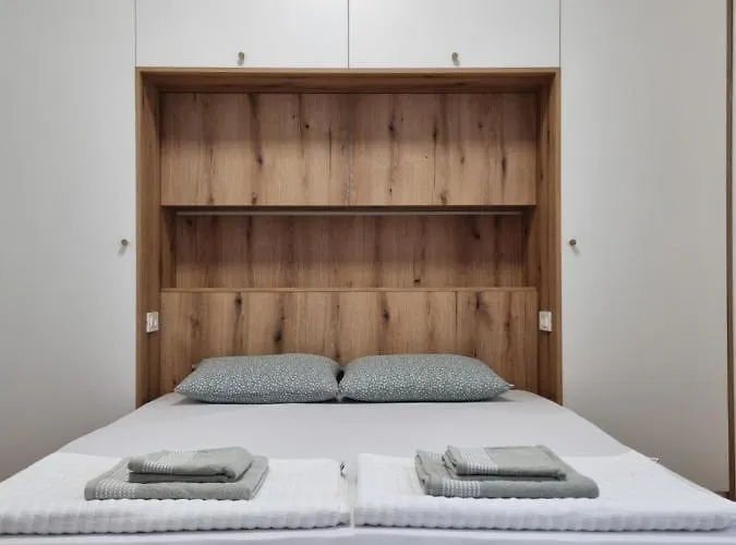 Lovely 1-bedroom Unit With Free Parking Appartement